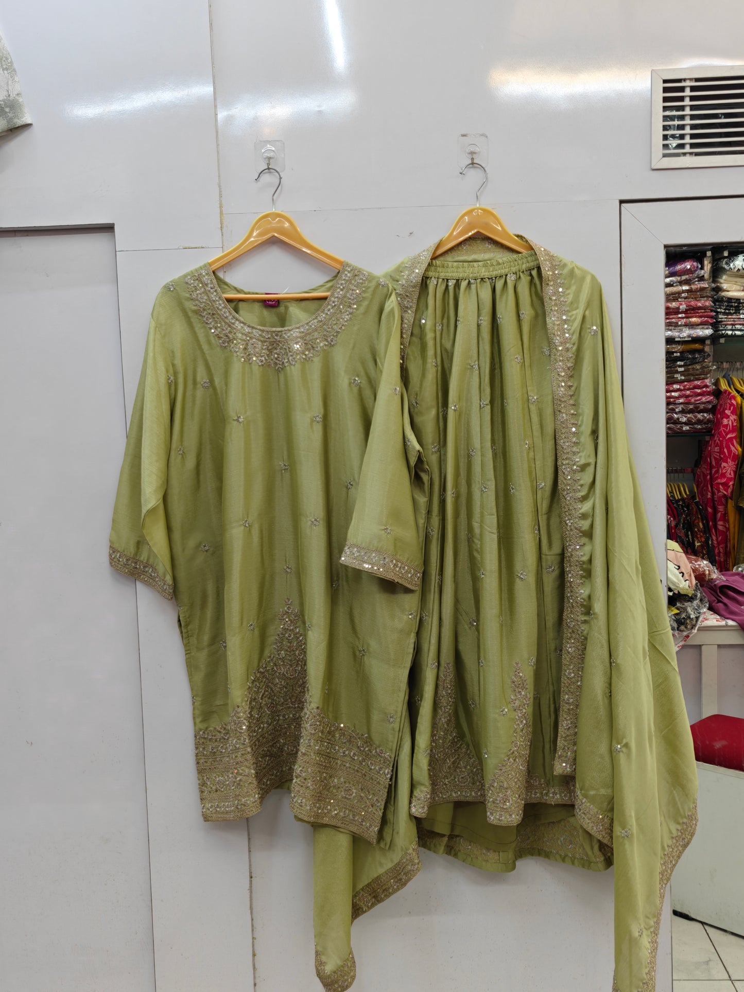 LEHANGA SUIT 27
