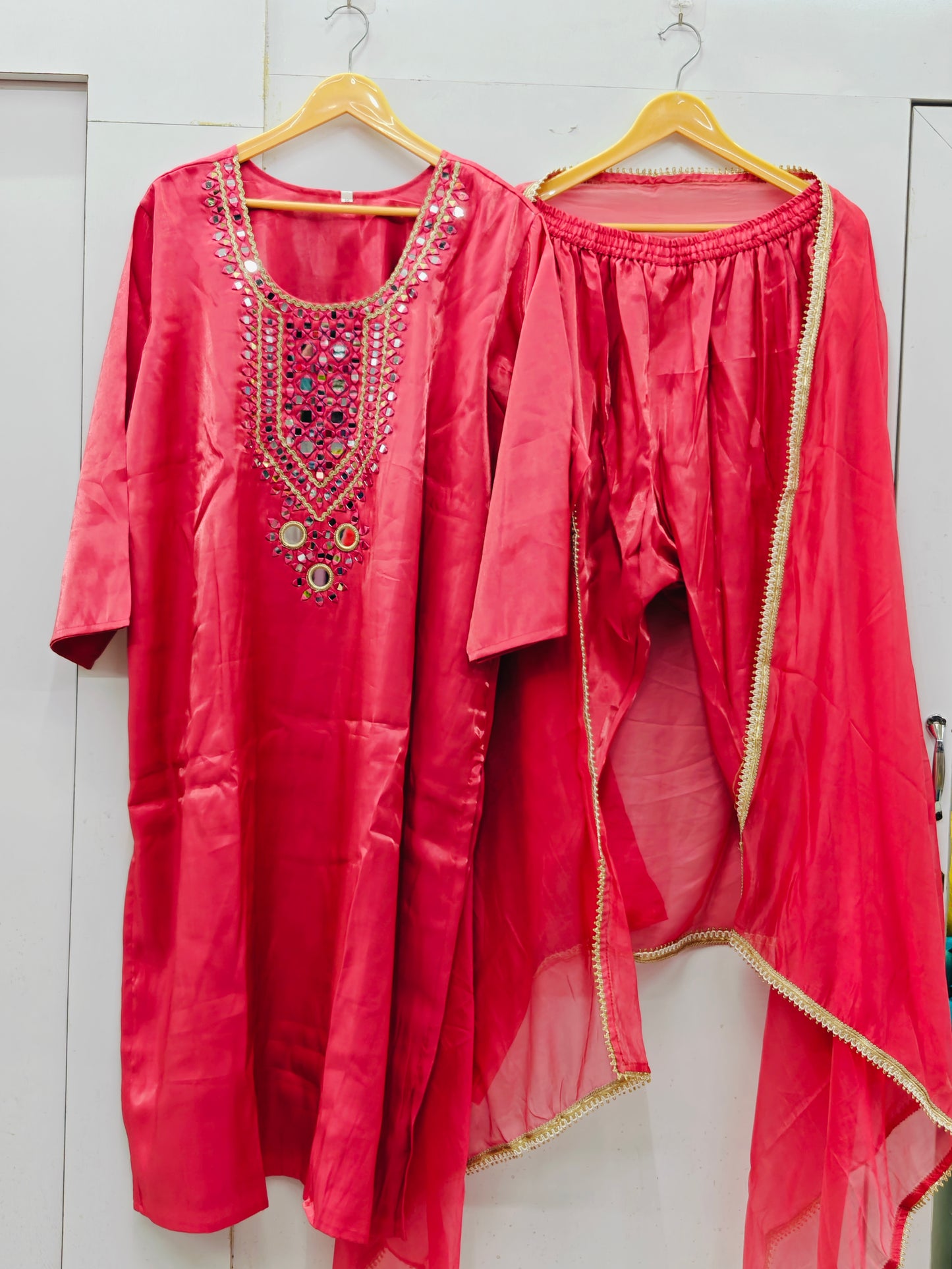 PARTYWEAR SUIT 24