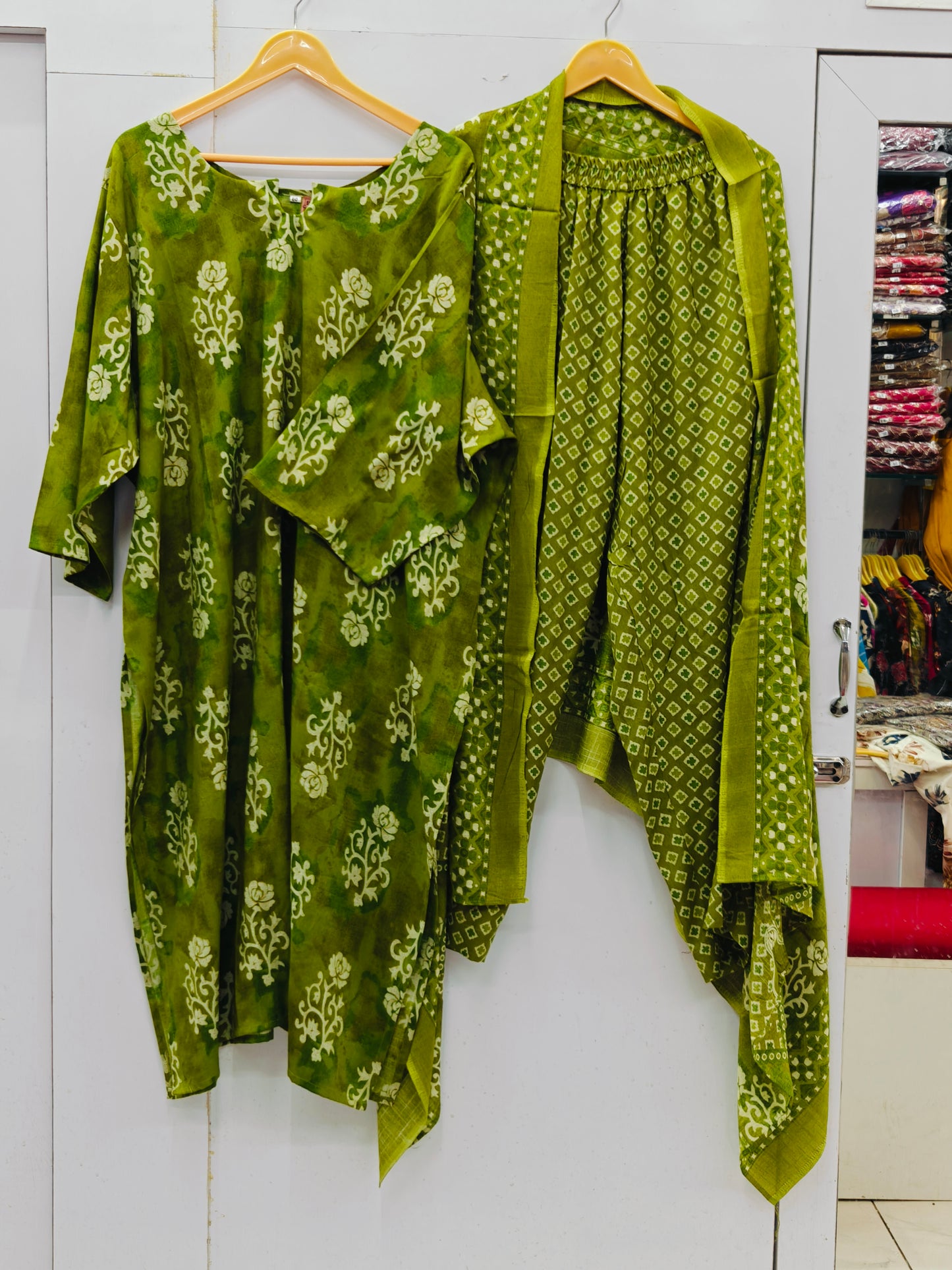 OFFICEWEAR SUIT 20