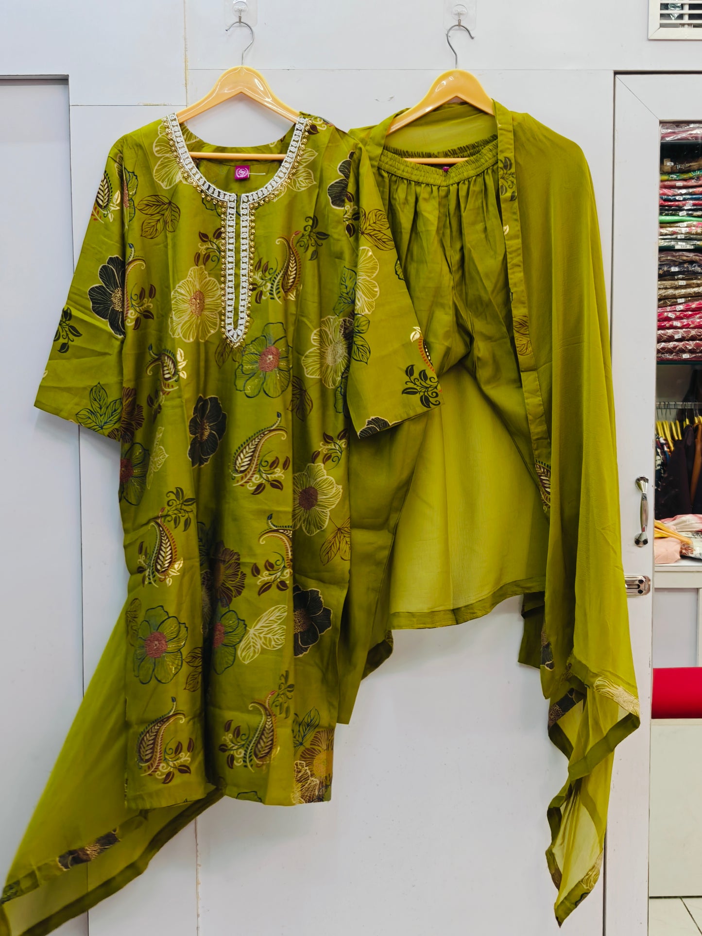 PARTYWEAR SUIT 3