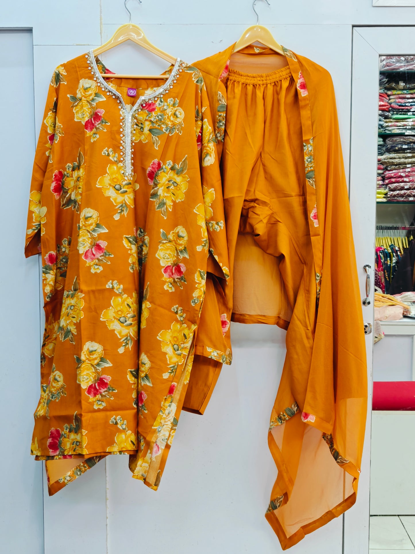 PARTYWEAR SUIT 7
