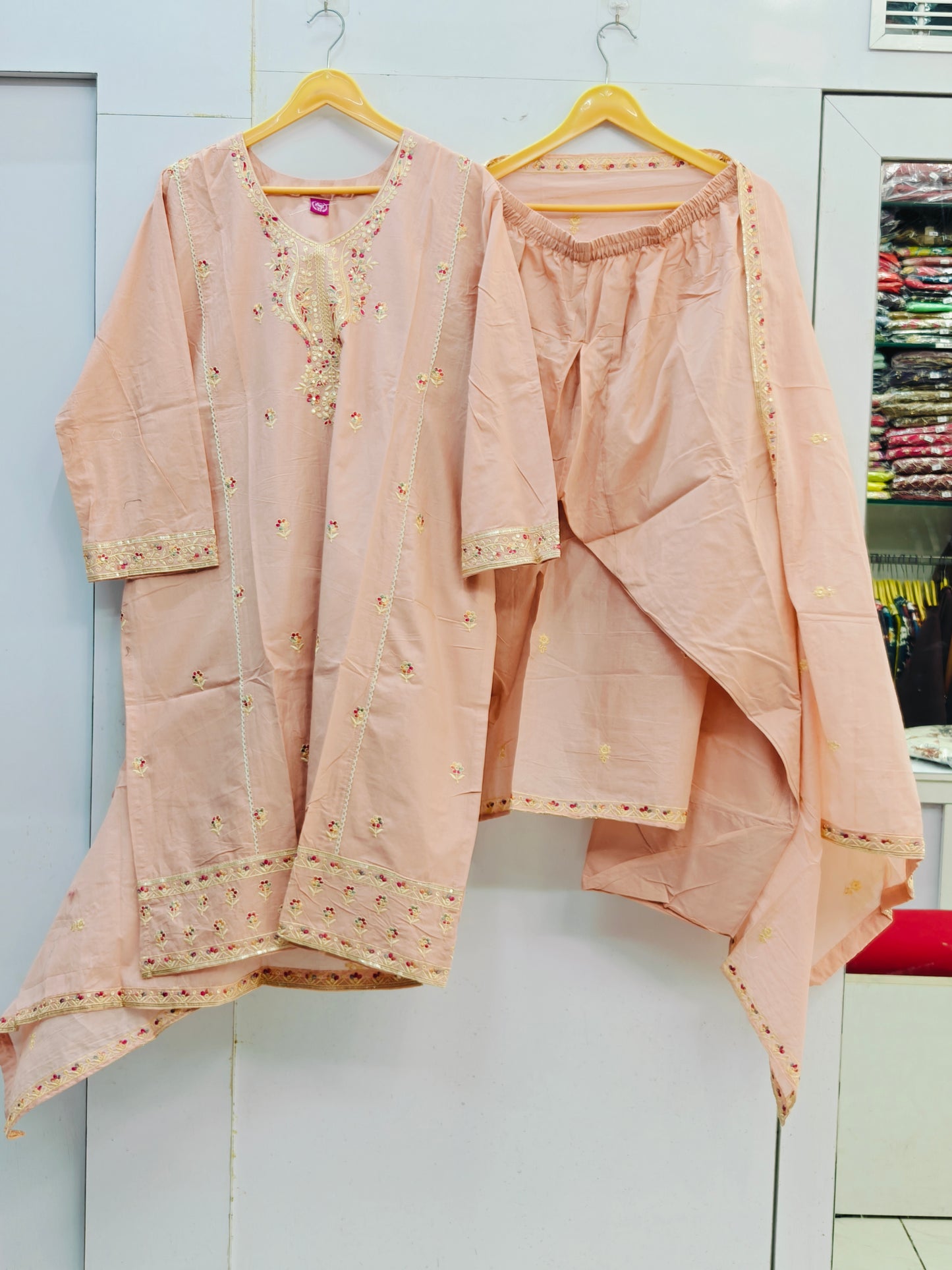 OFFICEWEAR SUIT 2