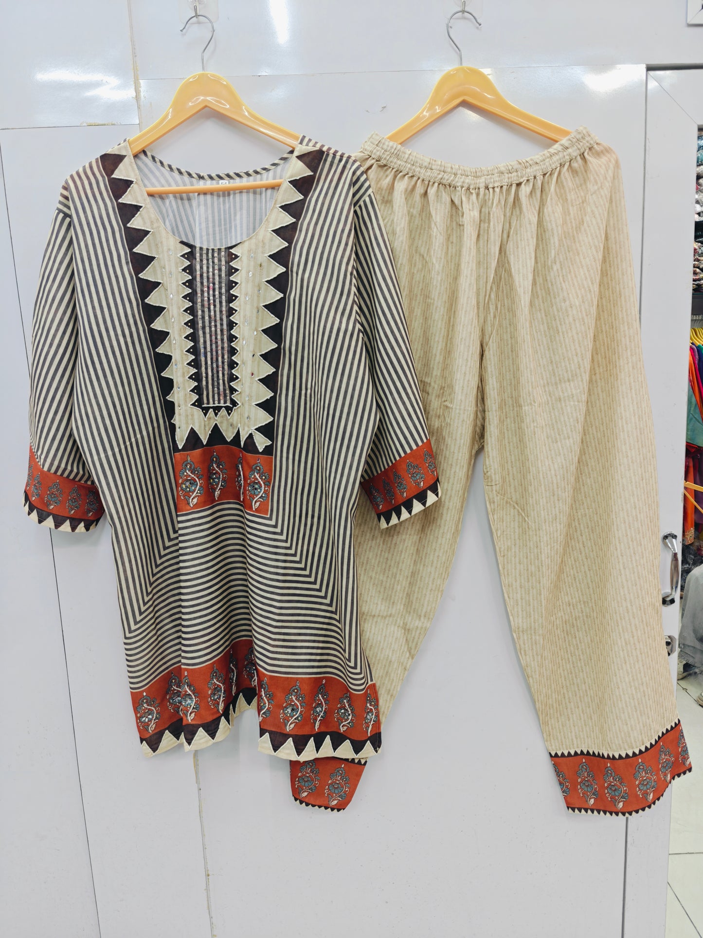OFFICEWEAR CORDSET