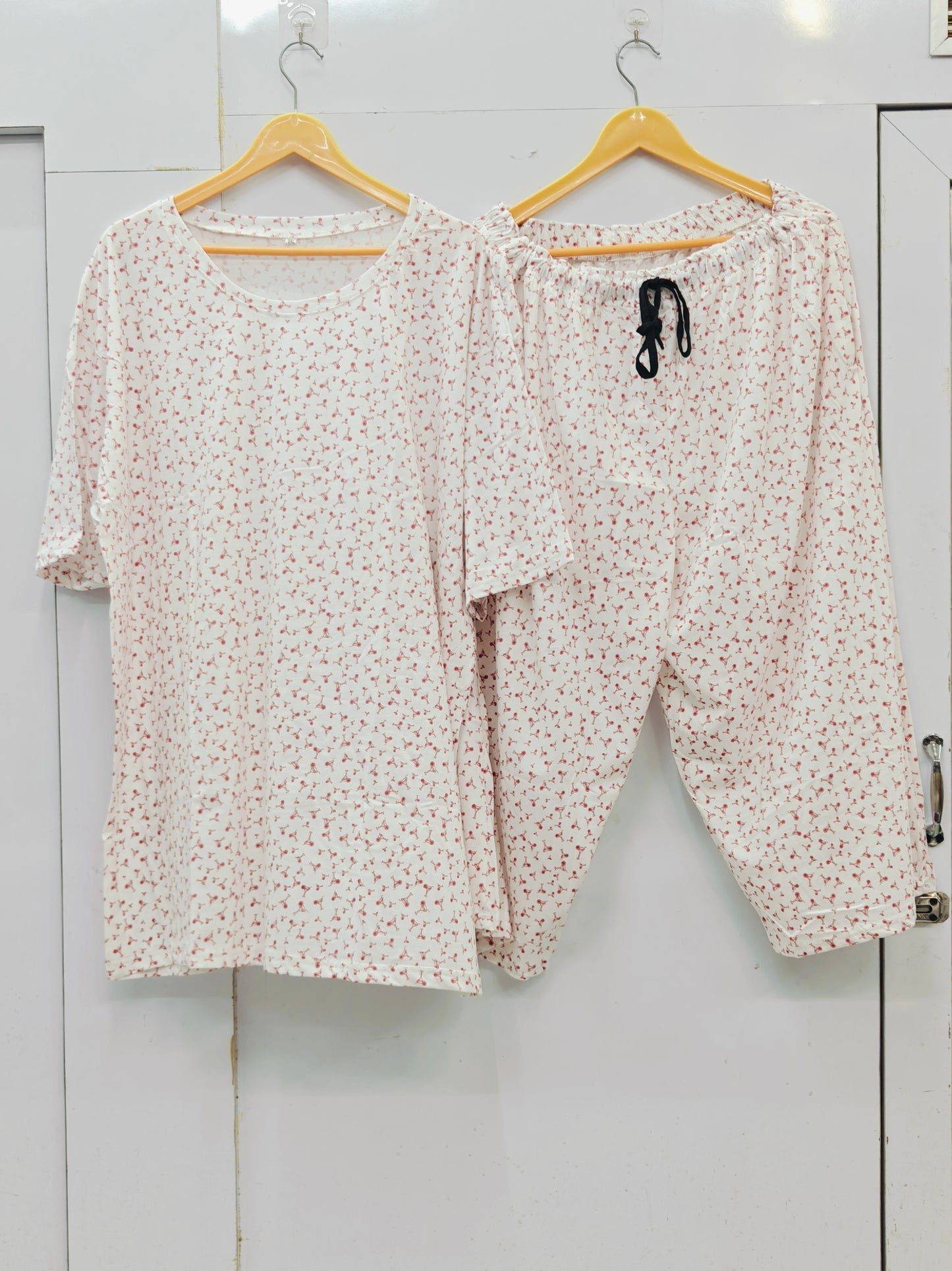 Weekend ease cropped lounge set