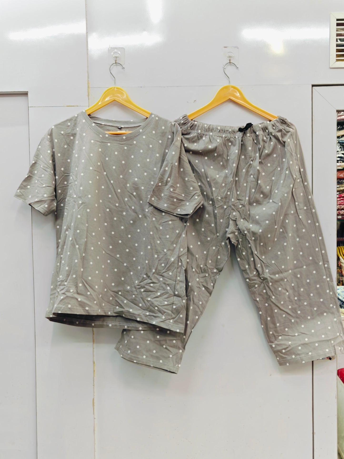 Weekend ease cropped lounge set