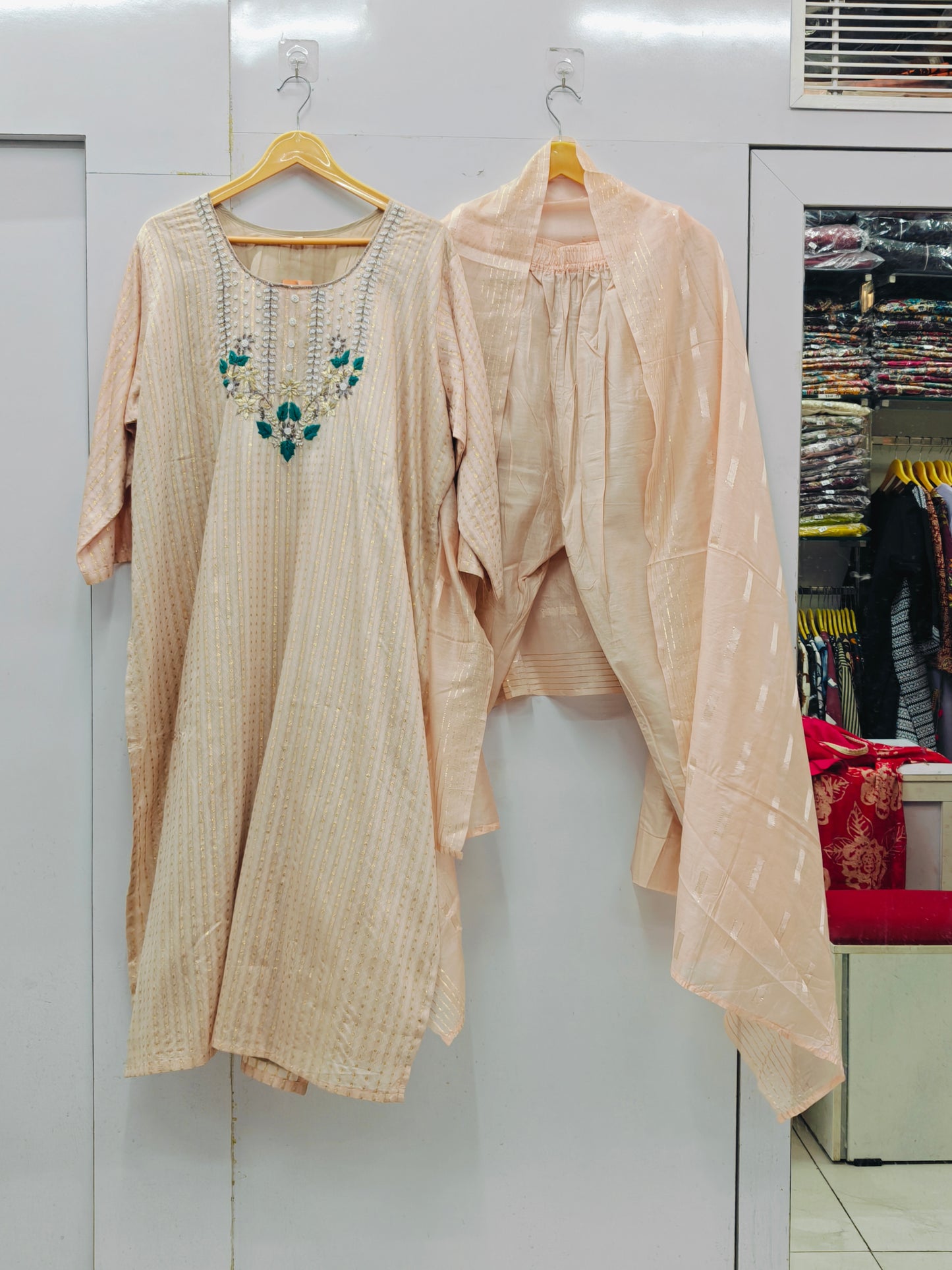 PARTYWEAR SUIT
