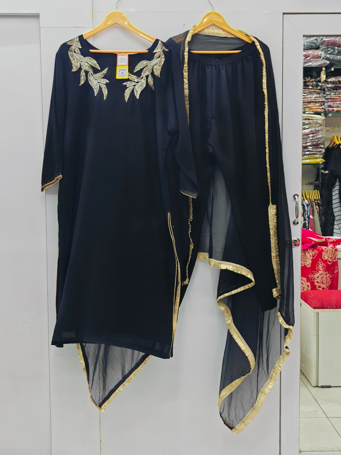 PARTYWEAR SUIT
