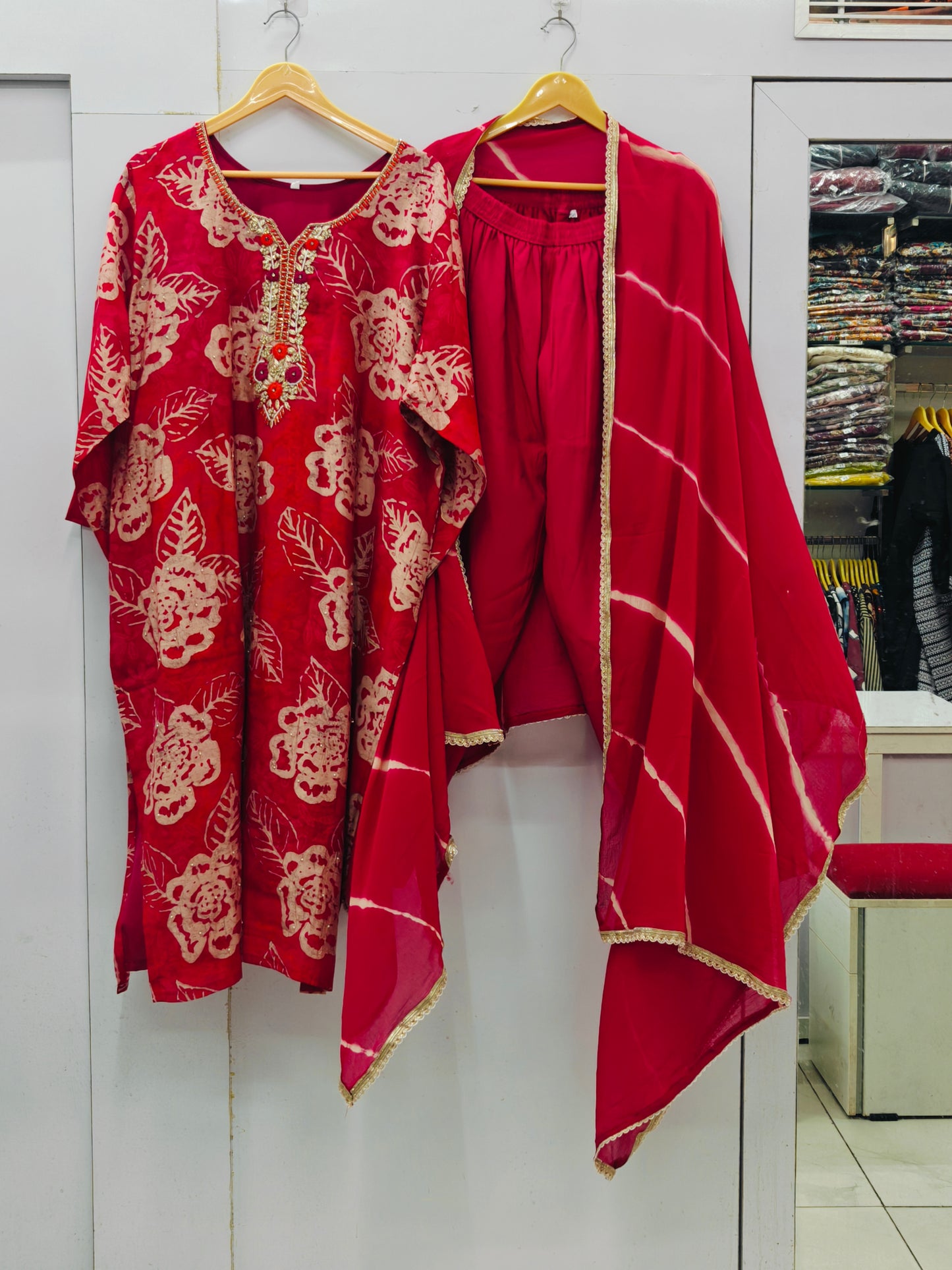 PARTYWEAR SUIT