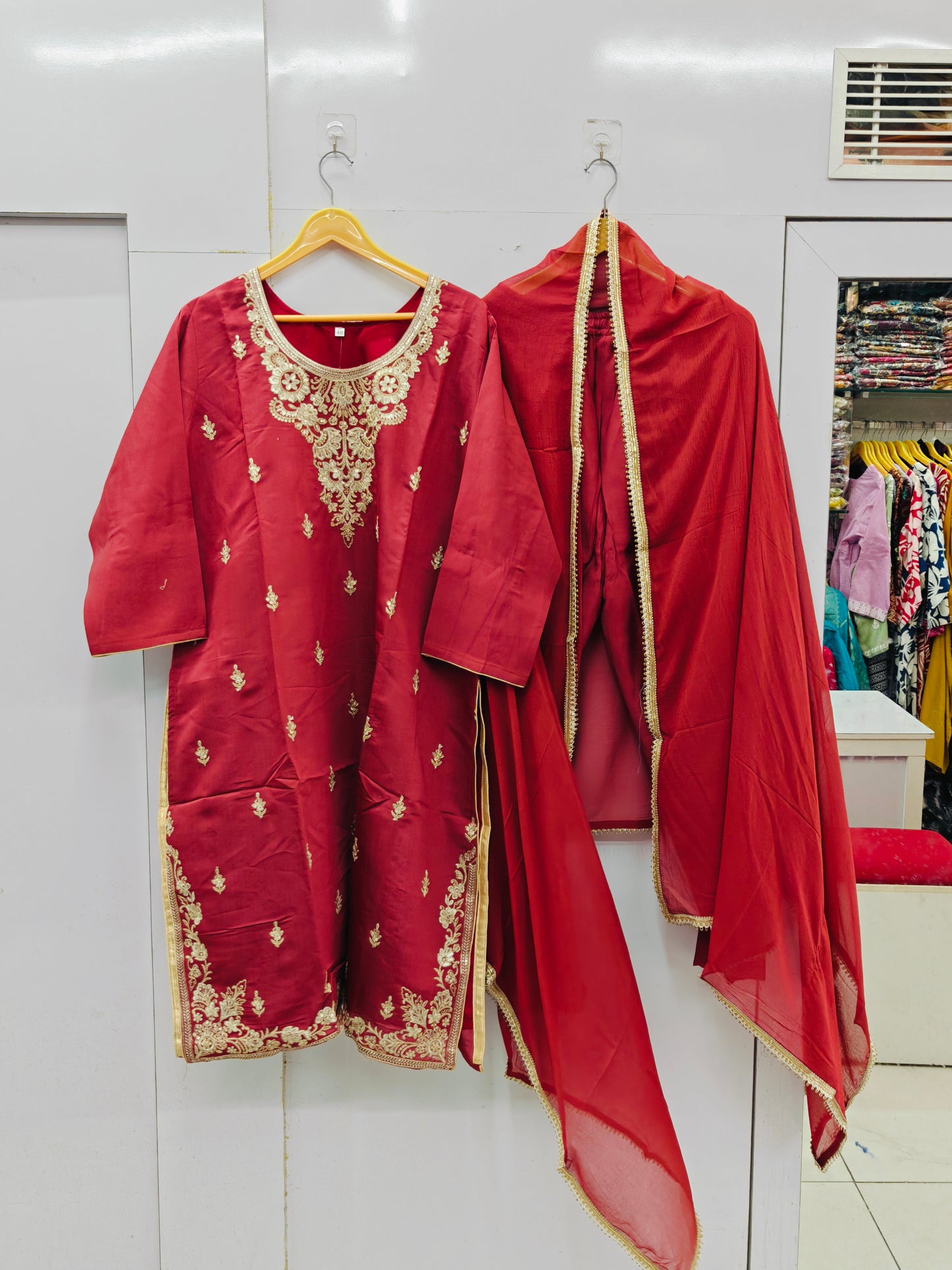 PARTYWEAR SUIT