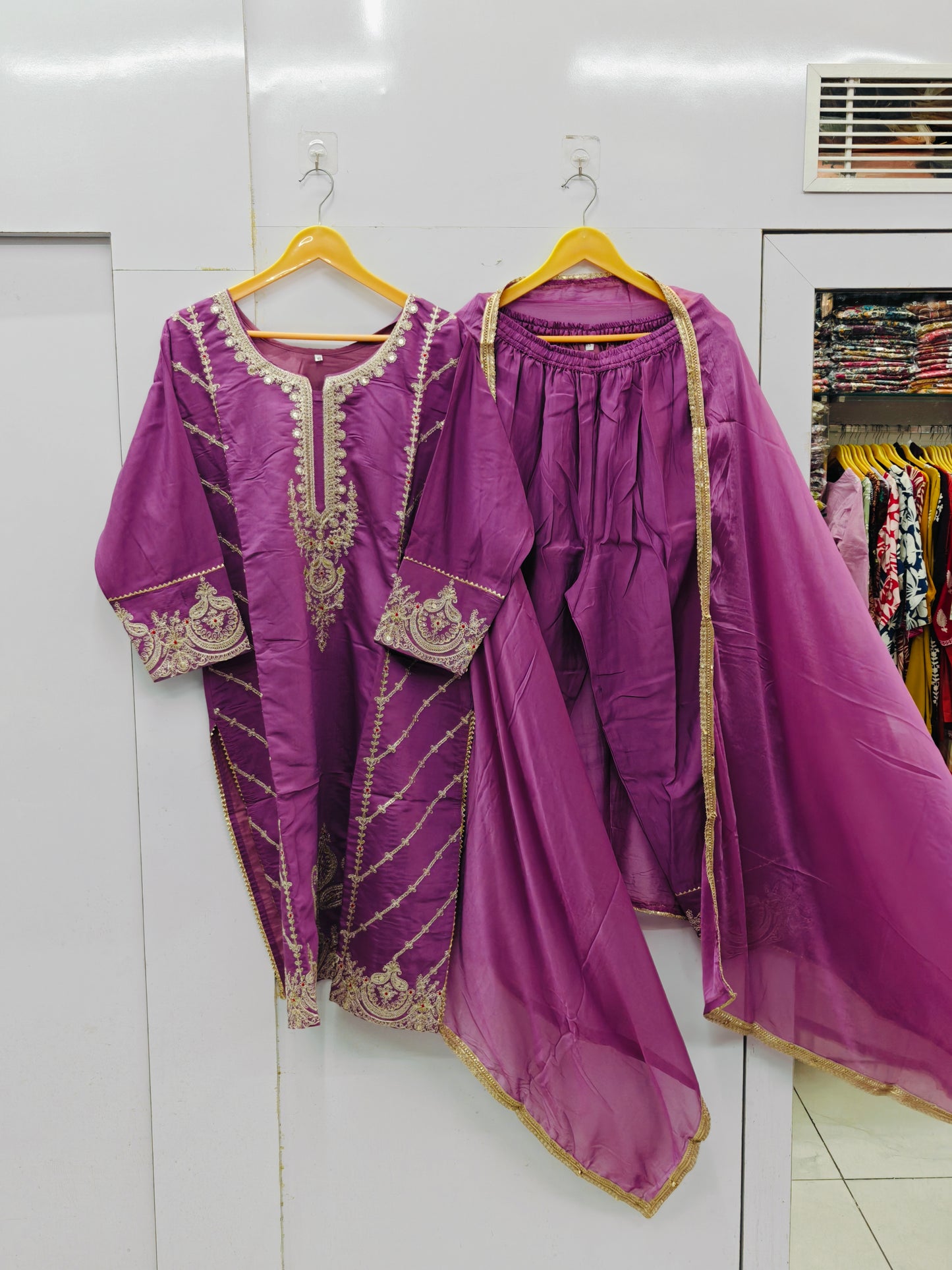 PARTYWEAR SUIT