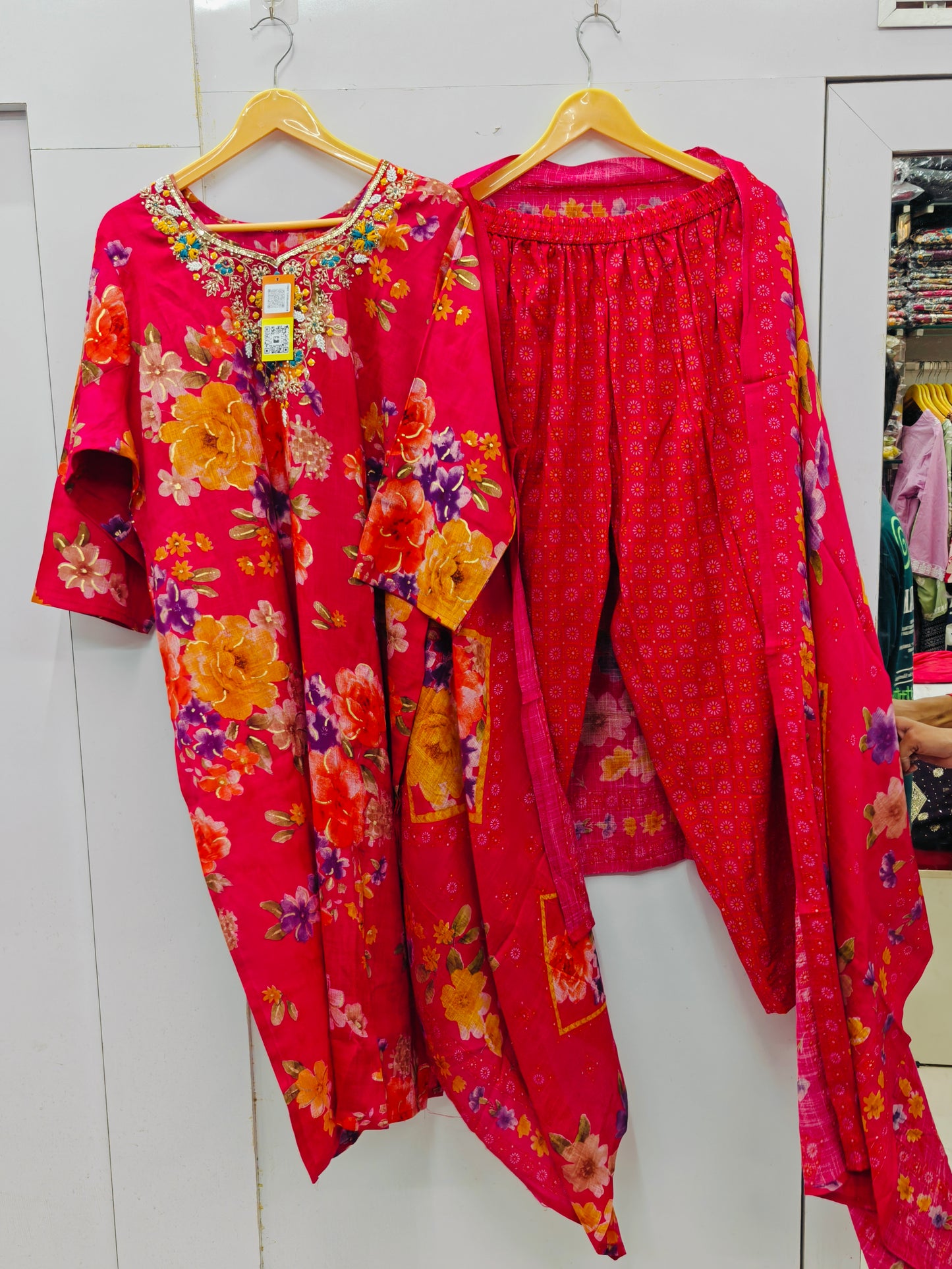 PARTYWEAR SUIT