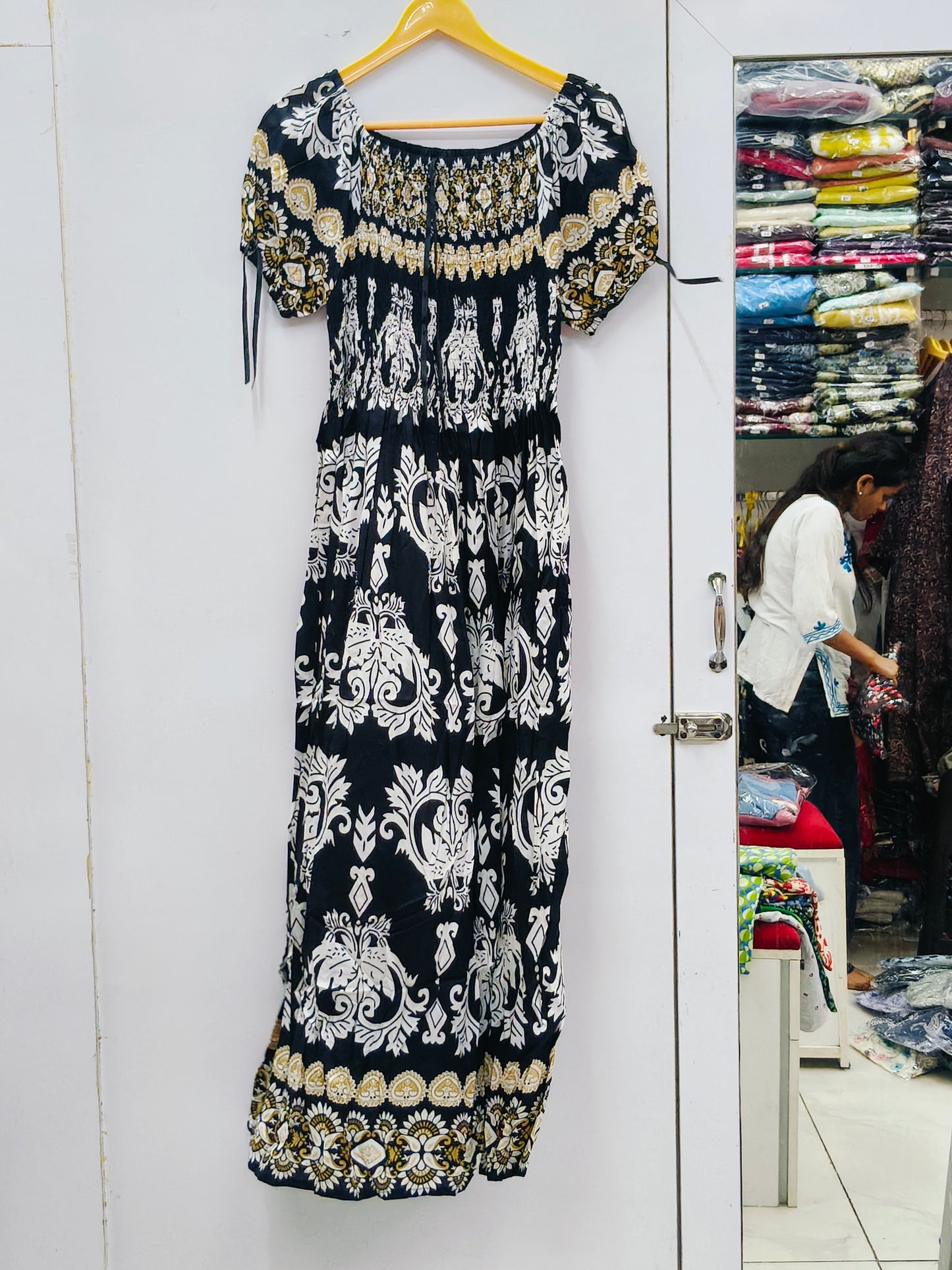 SMOKING DRESS