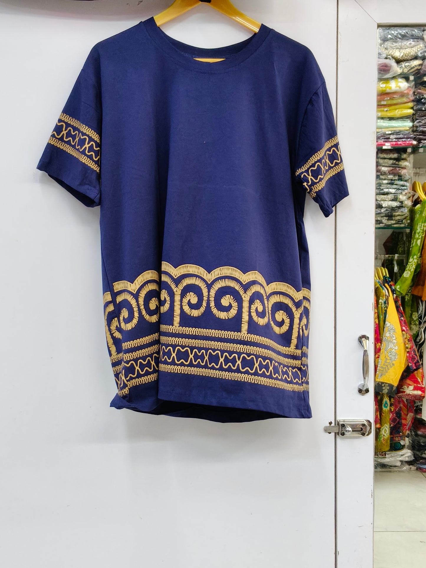 Everyday essential classic crewneck tee