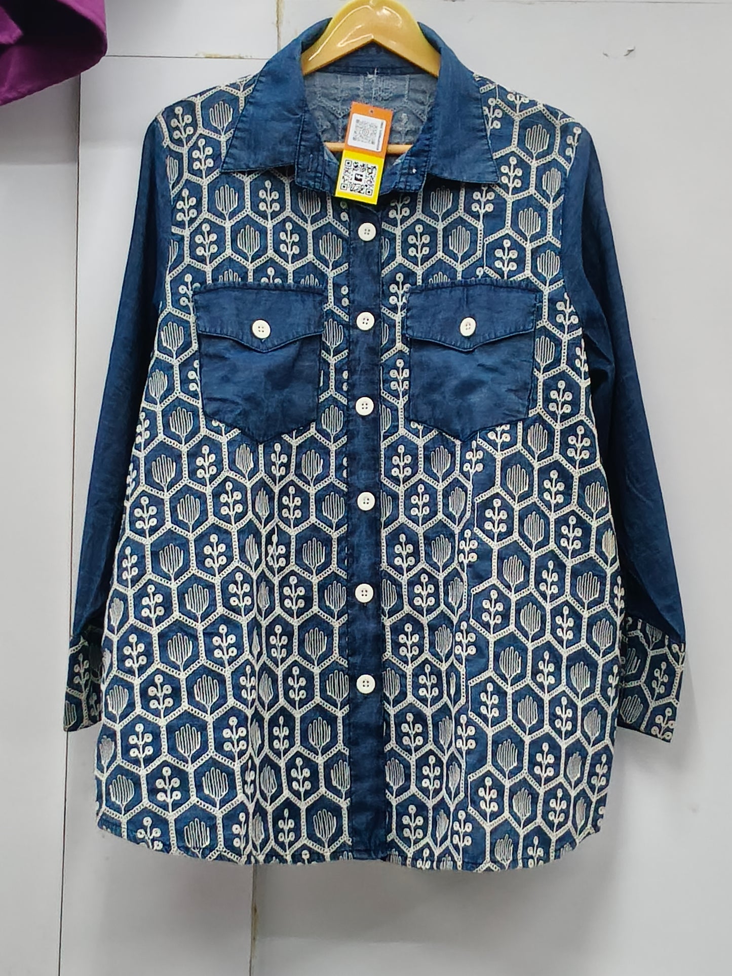 DENIM TOP