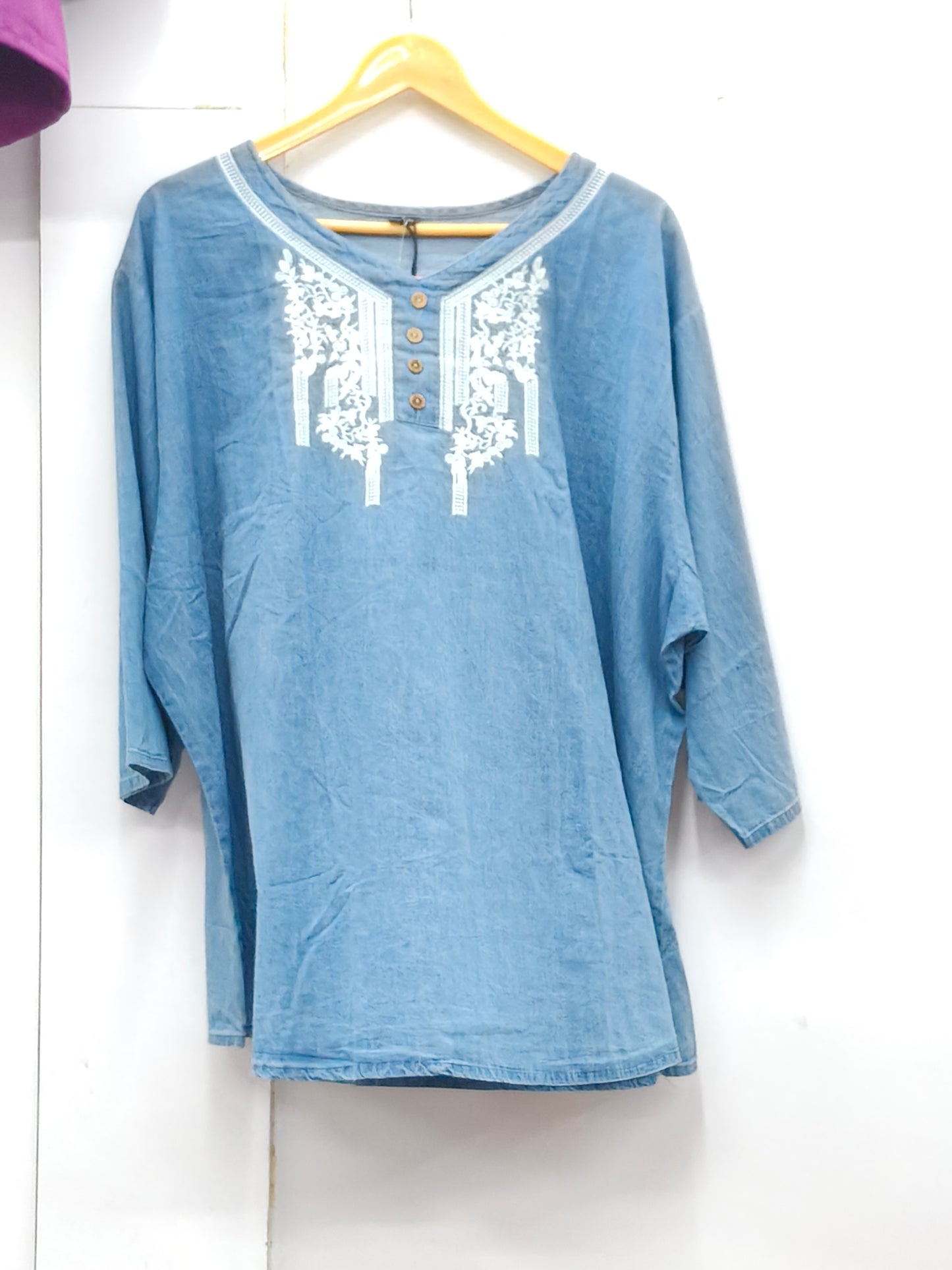 DENIM TOP