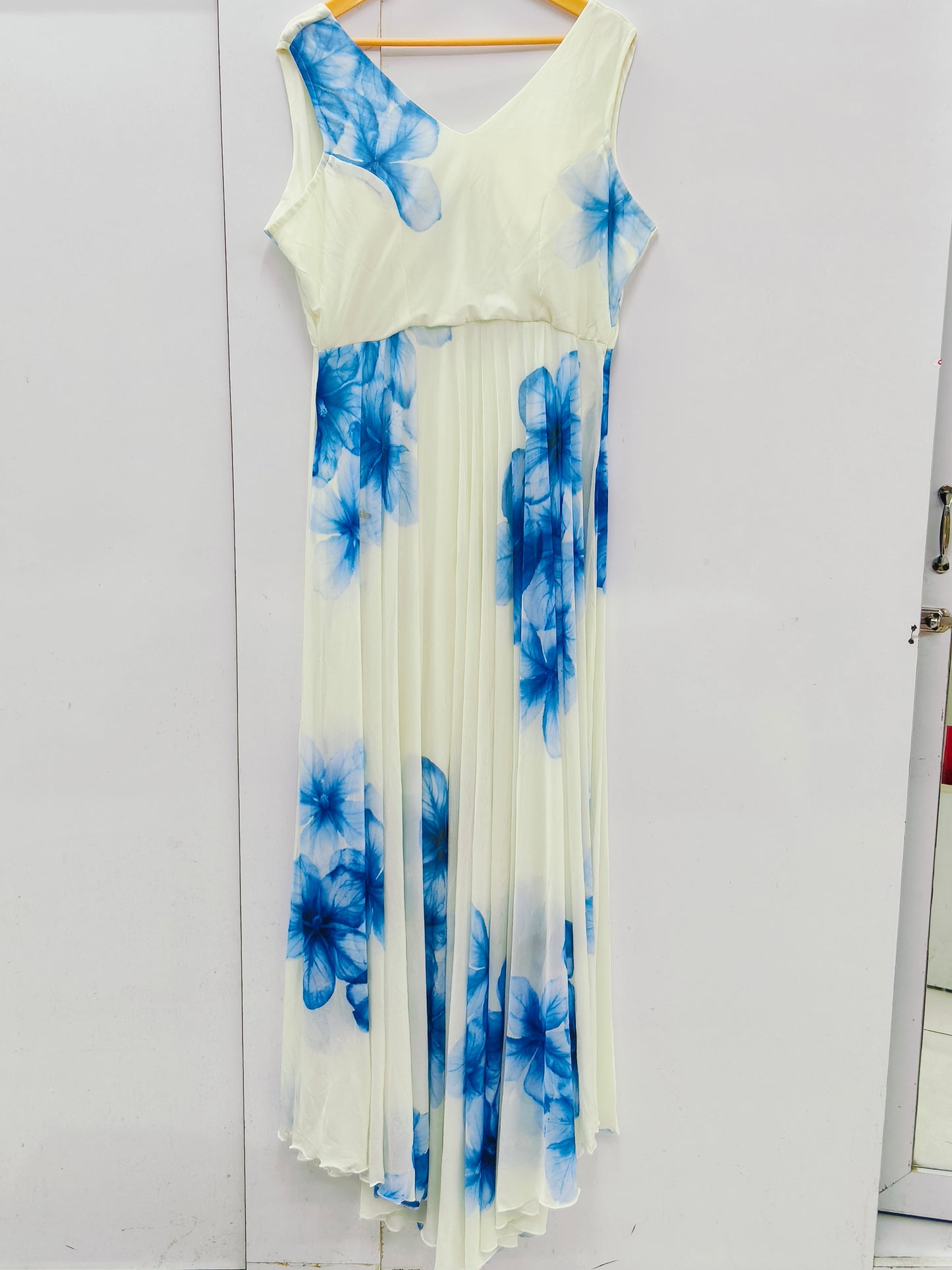 WESTERN DRESS