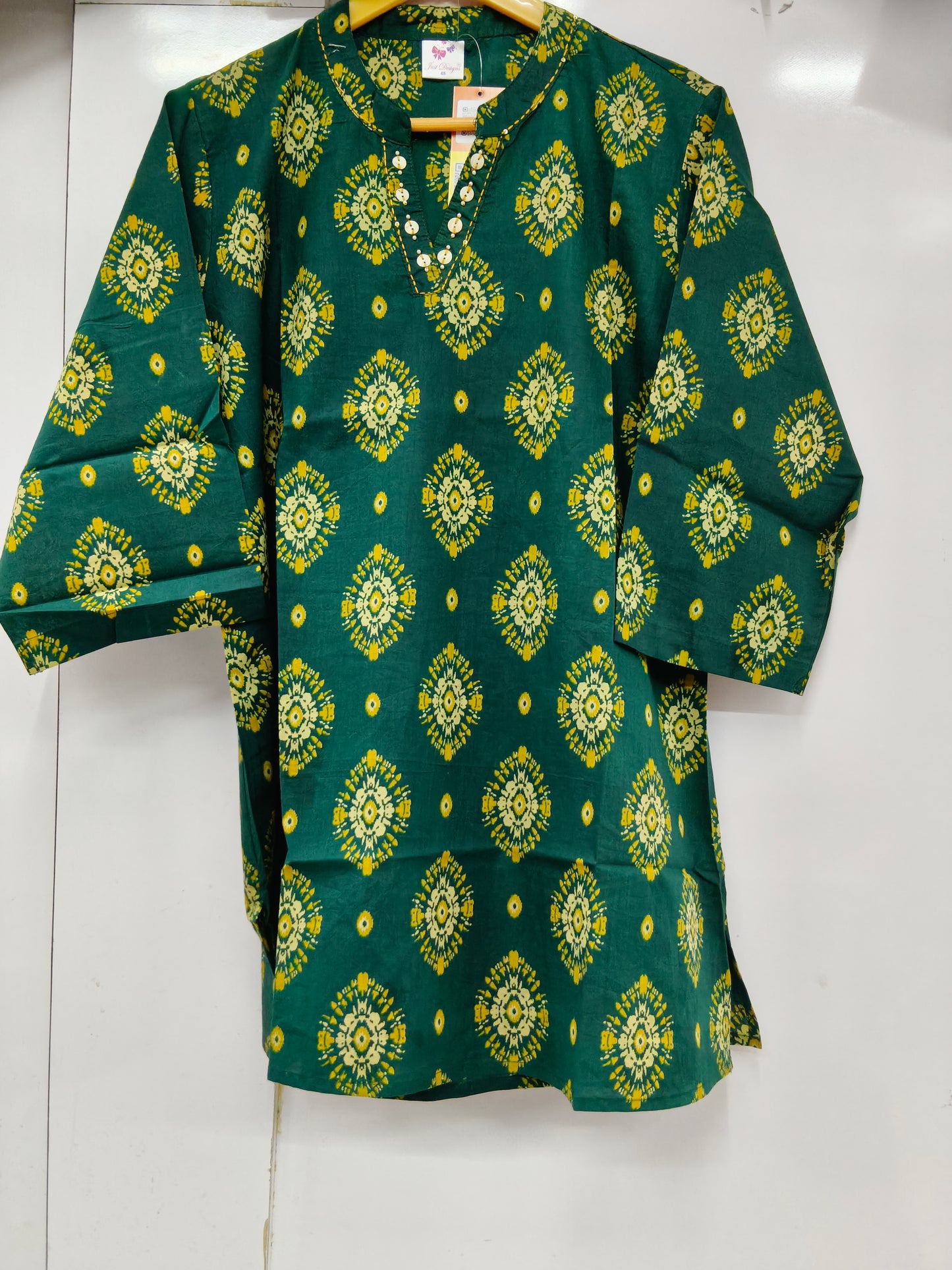 OFFICEWEAR TOP