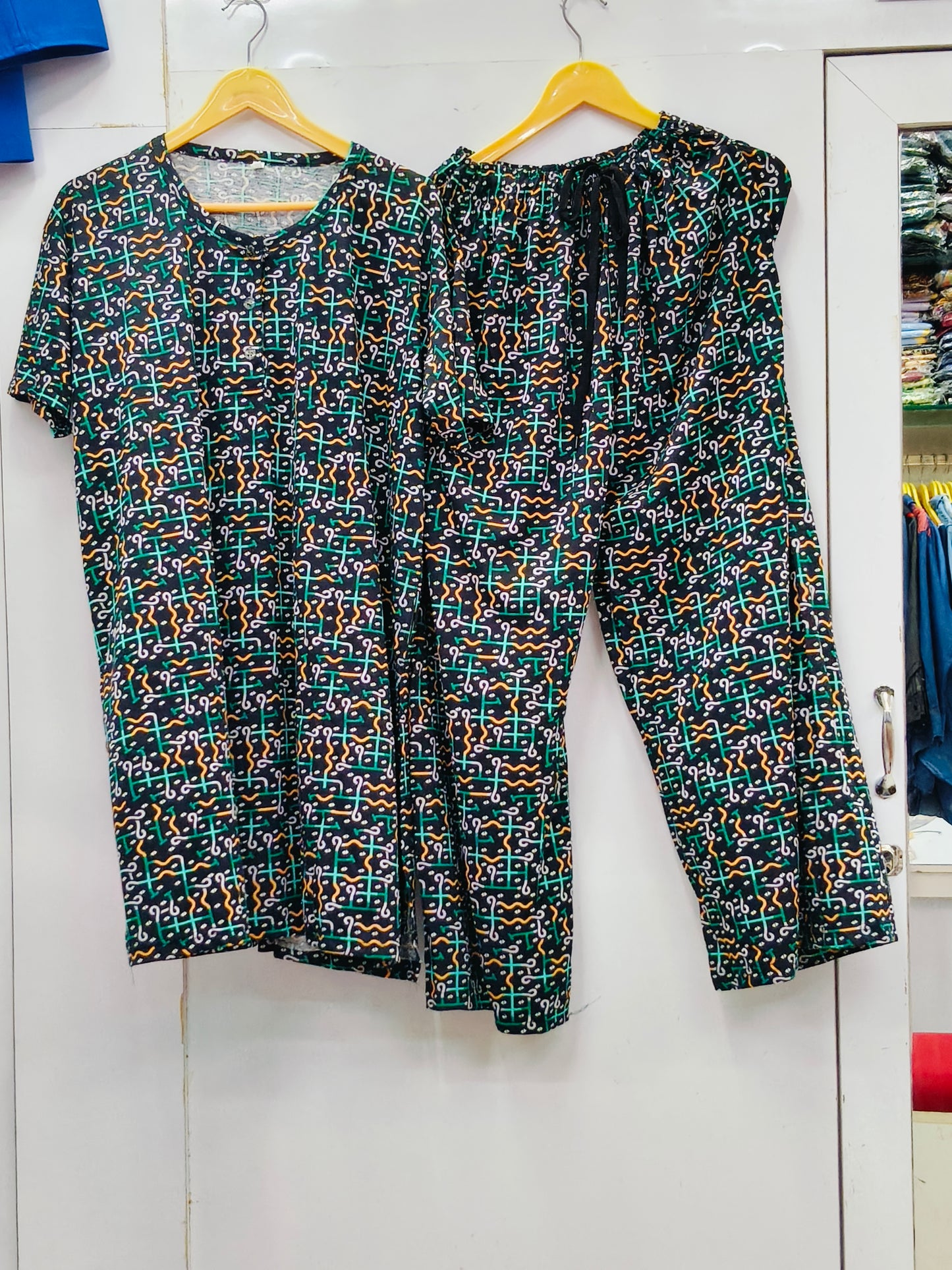 Free flow cotton kurti s plazo set