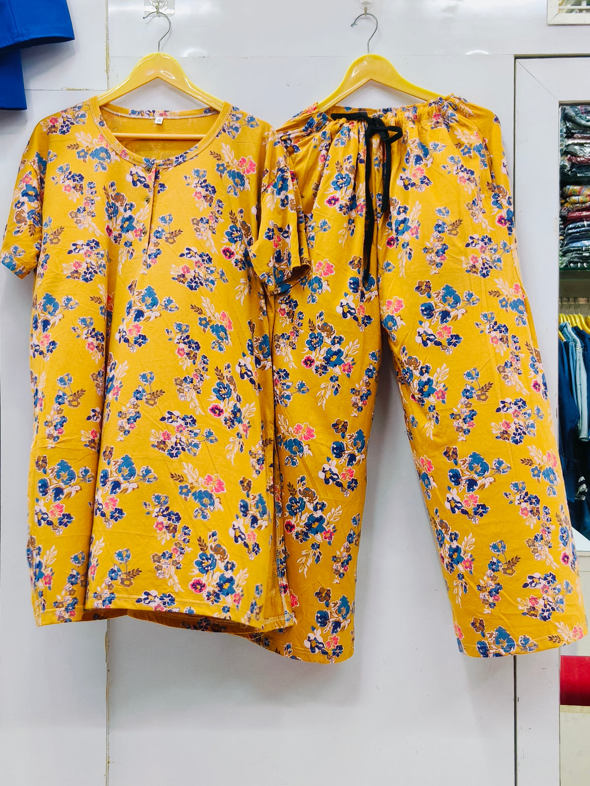 Free flow cotton kurti s plazo set