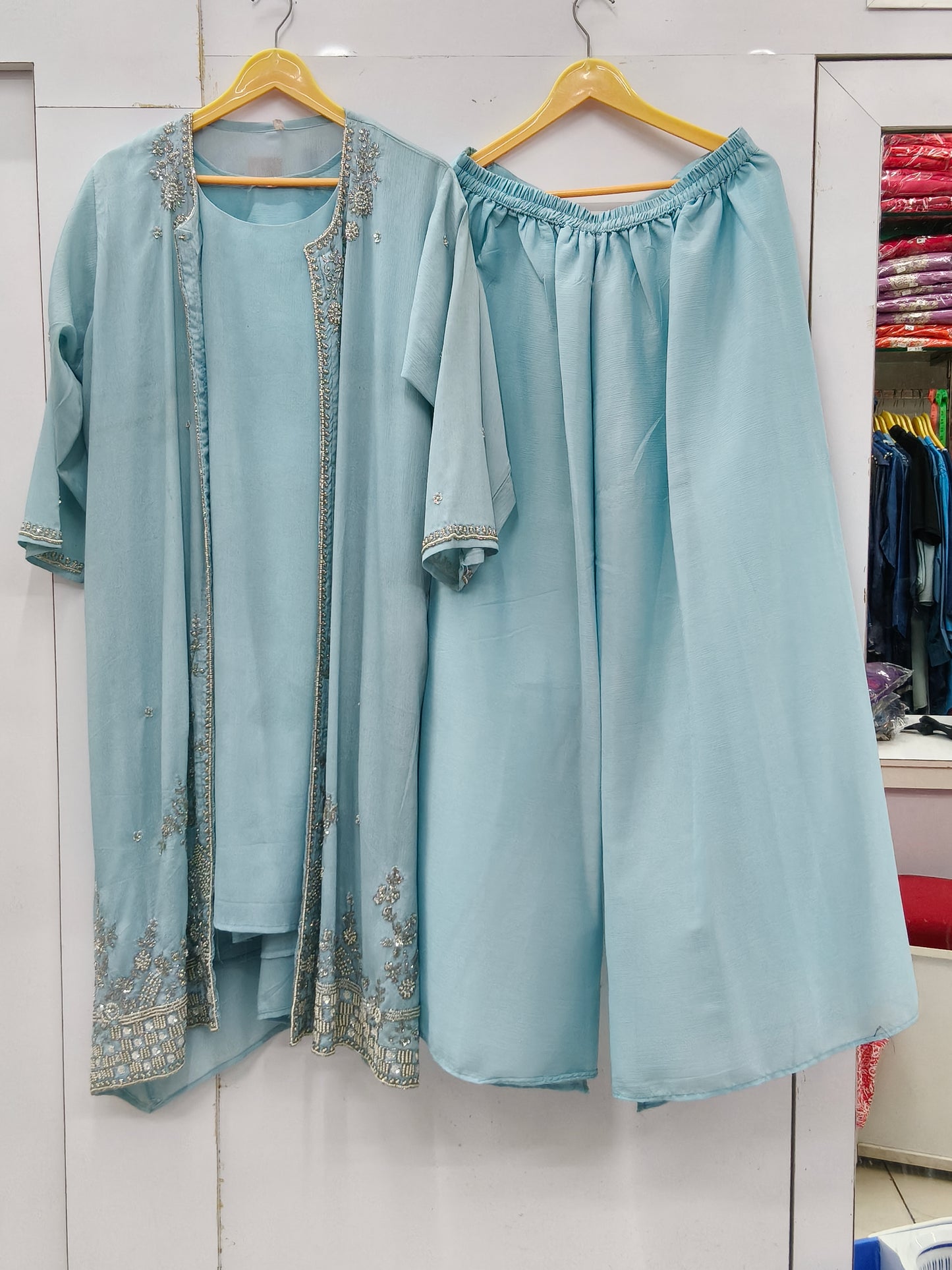 INDO WESTERN SHRUG