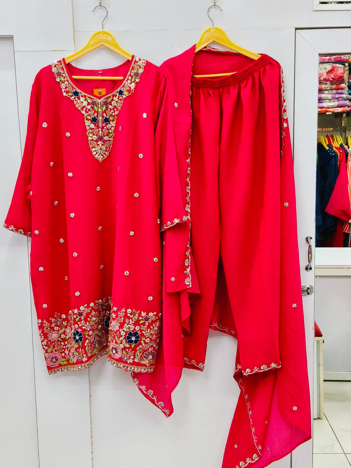 PARTYWEAR SUIT