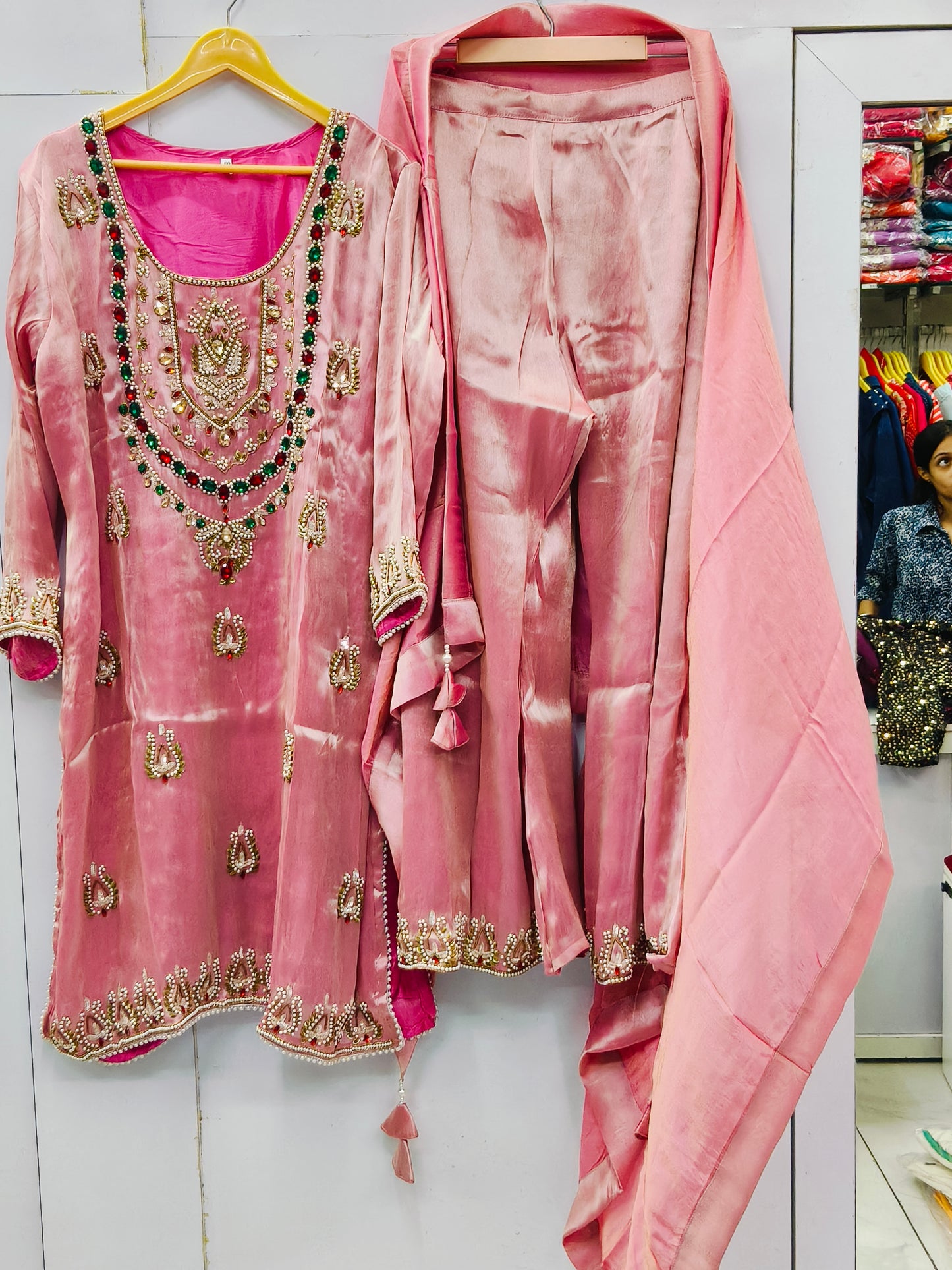PARTYWEAR SUIT