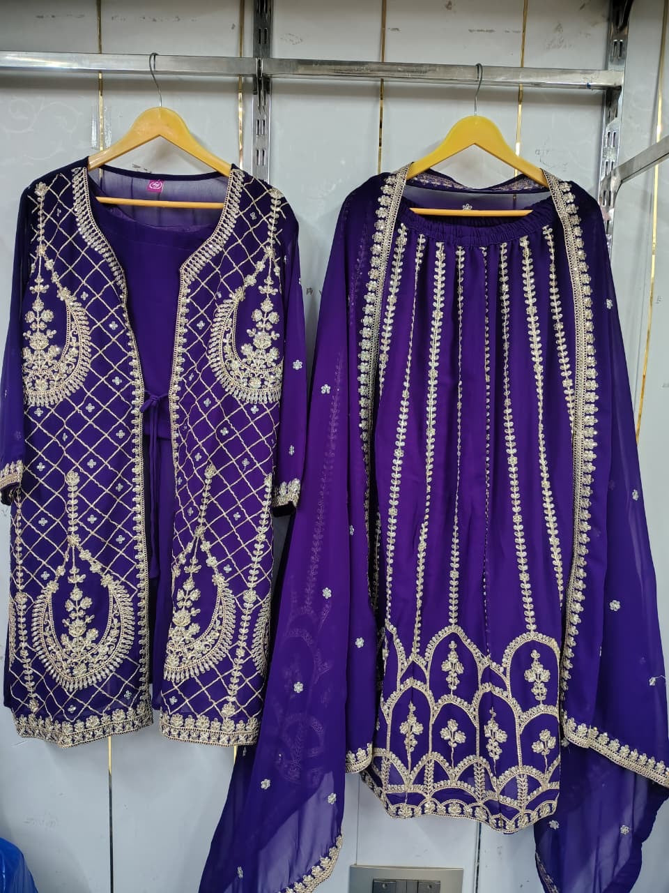 LEHANGA SUIT
