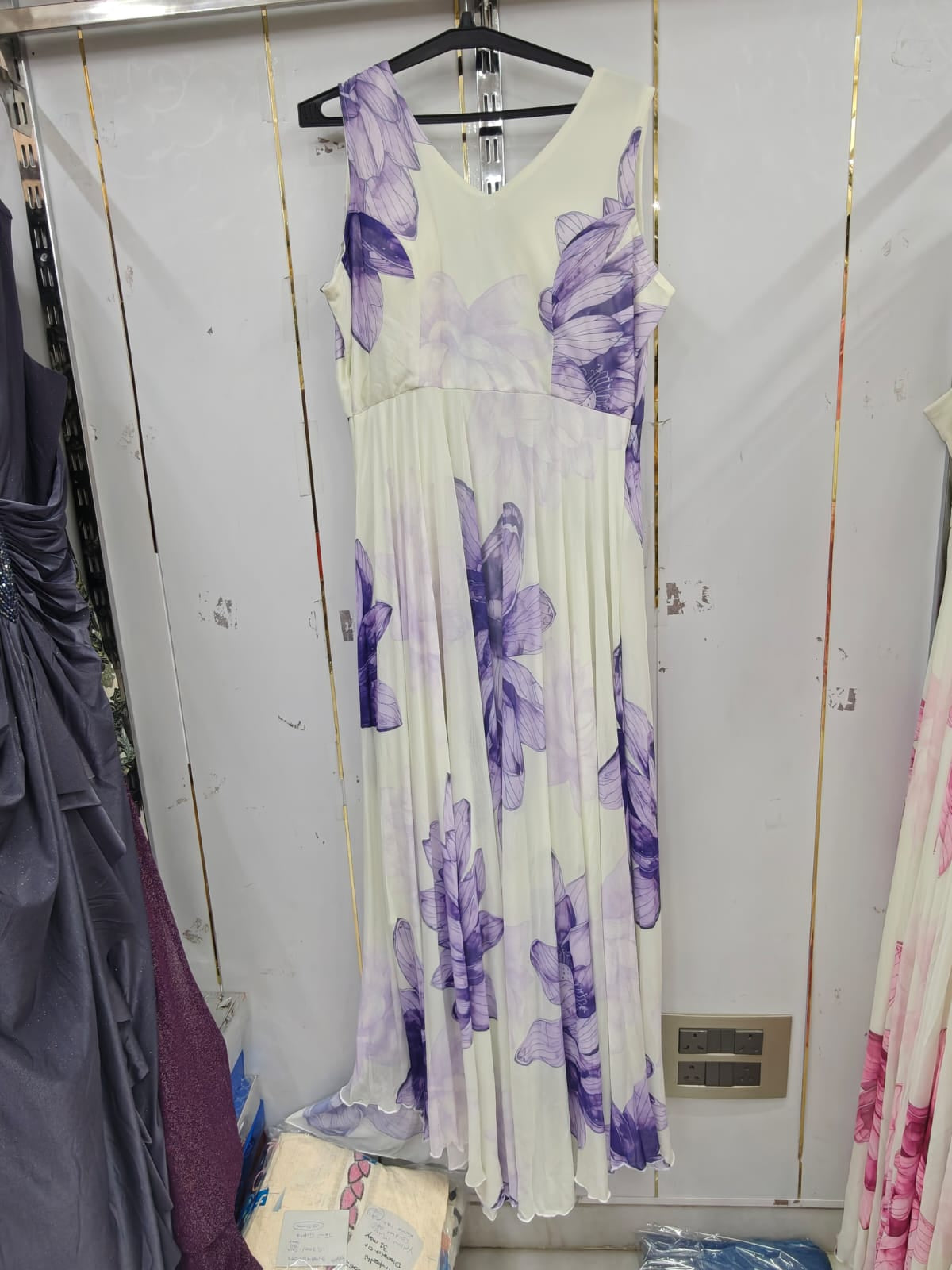 WESTERN DRESS