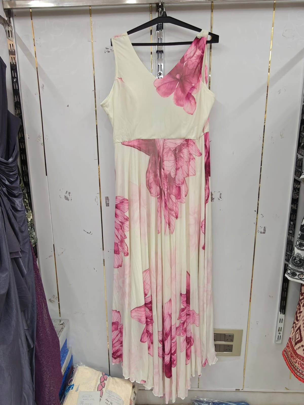 WESTERN DRESS